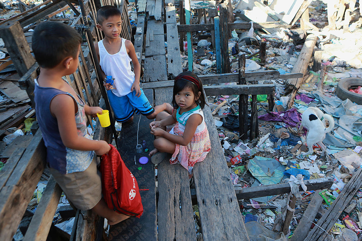 Wastes Documentation in Navotas, Manila. © Rouelle Umali Wastes Documentation in Navotas, Manila. © Rouelle Umali